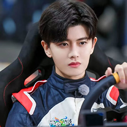 33、【疯】秦桦（已售）